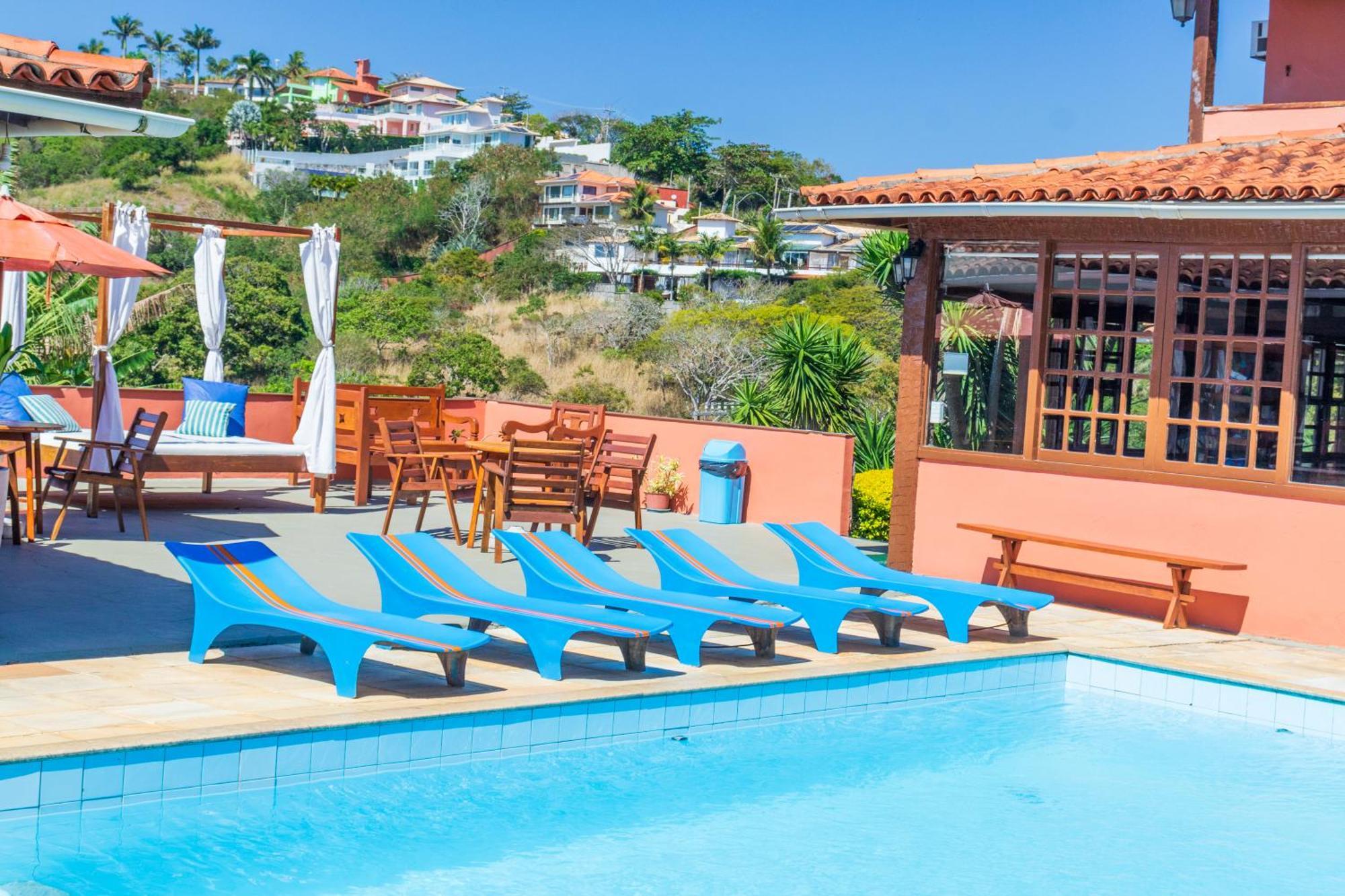 Dos Coqueiros Inn